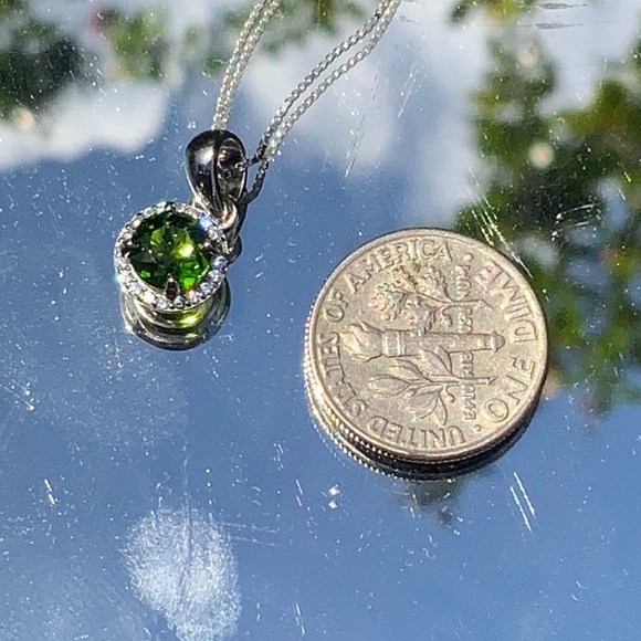 RUSSIAN EMERALD & CUBIC ZIRCONIA 925 STERLING SILVER NECKLACE, 18 INCHES - Picture 10 of 10